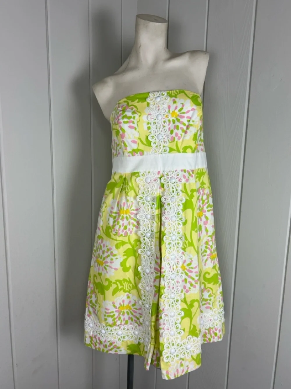 Lilly Pulitzer Jubilee Floral Strapless Dress Size 10 Beaded Lace Trim Fit Flare - Picture 2 of 8